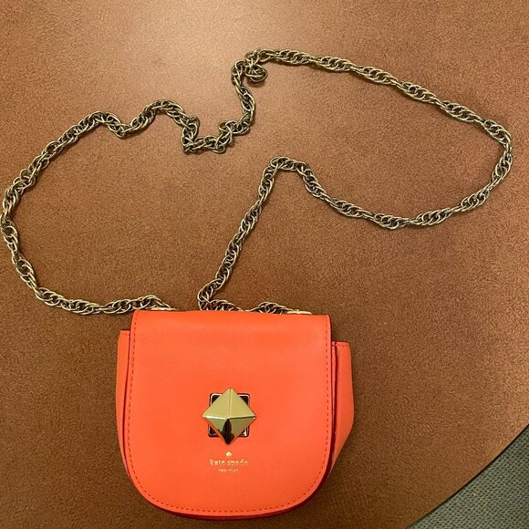 Kate Spade New York Orange Coral Leather Turnlock Chain Strap Mini Crossbody Bag - Picture 3 of 11